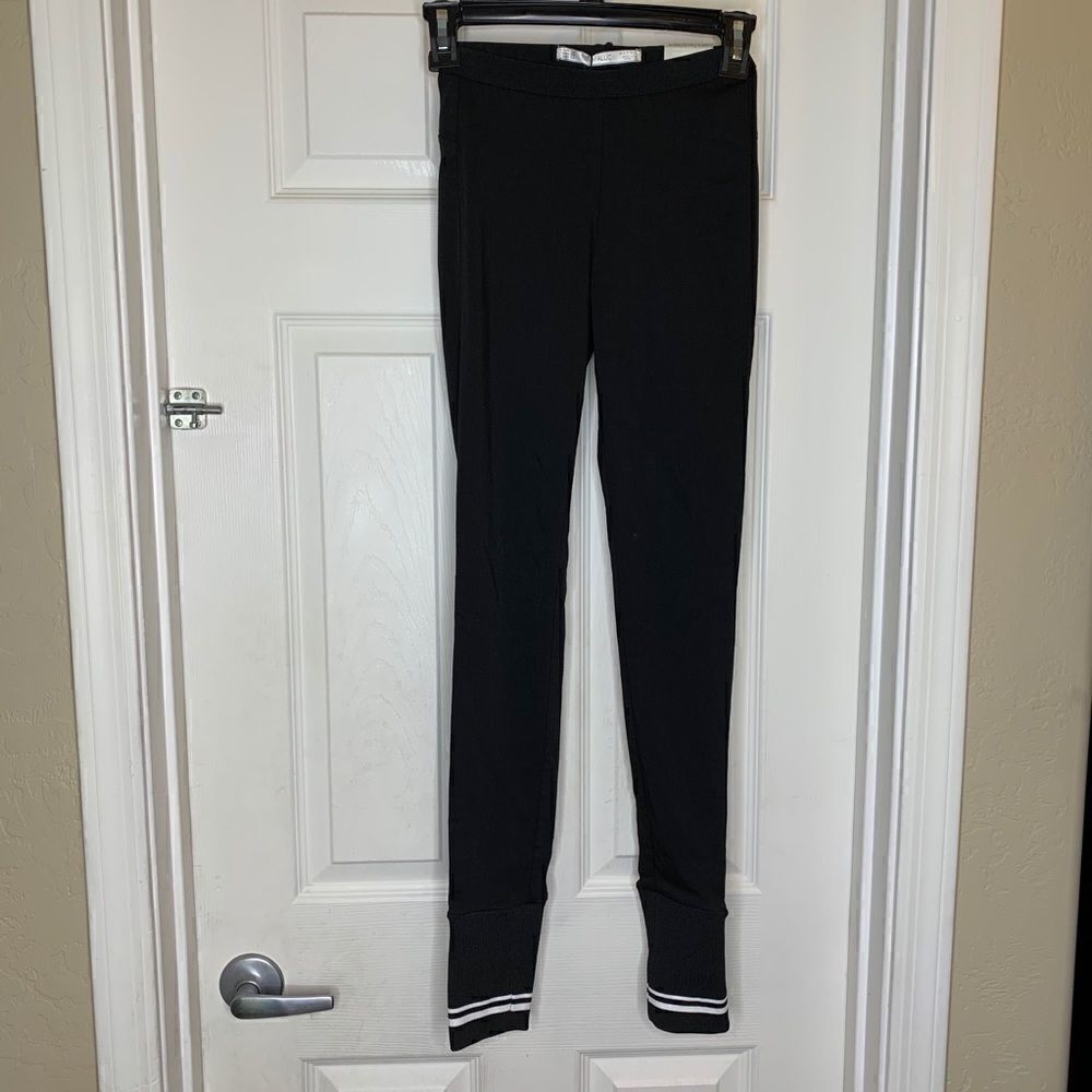 Zara Performance Jeggings Black with White Trim XS